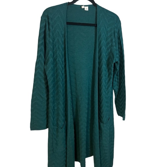 A perfect green sweater with pockets in size extra large - Picture 2 of 8